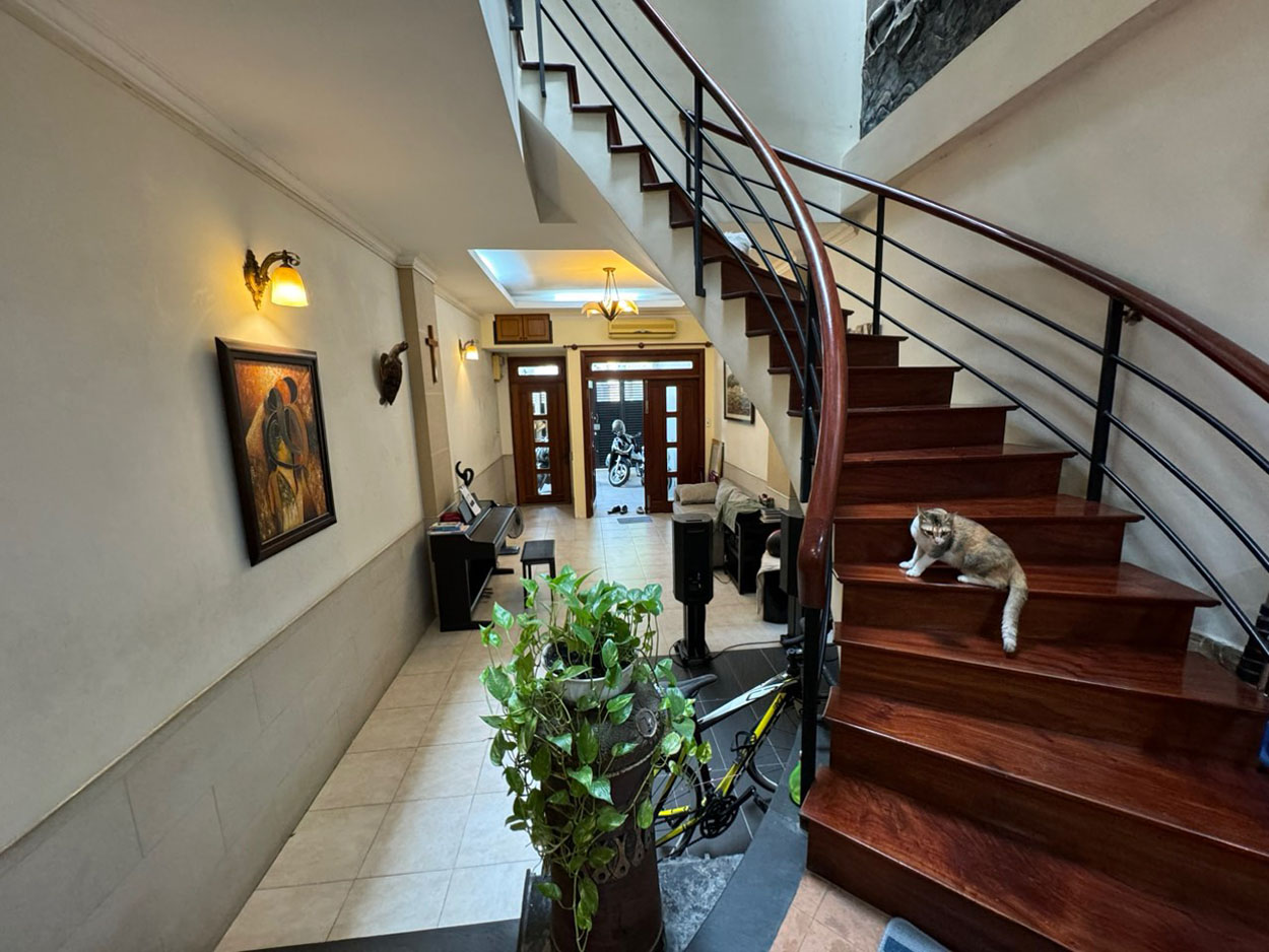 Nhà phố 2 lầu (3,6x19,5) đối diện Công Viên đường Nguyễn Đình Khơi-khu Đệ Nhất K.Sạn,Khu ít nhà bán